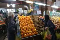 جدیدترین قیمت میوه و انواع صیفی در بازار؛ پرتقال، موز، توت فرنگی، هندوانه و گوجه کیلویی چند؟