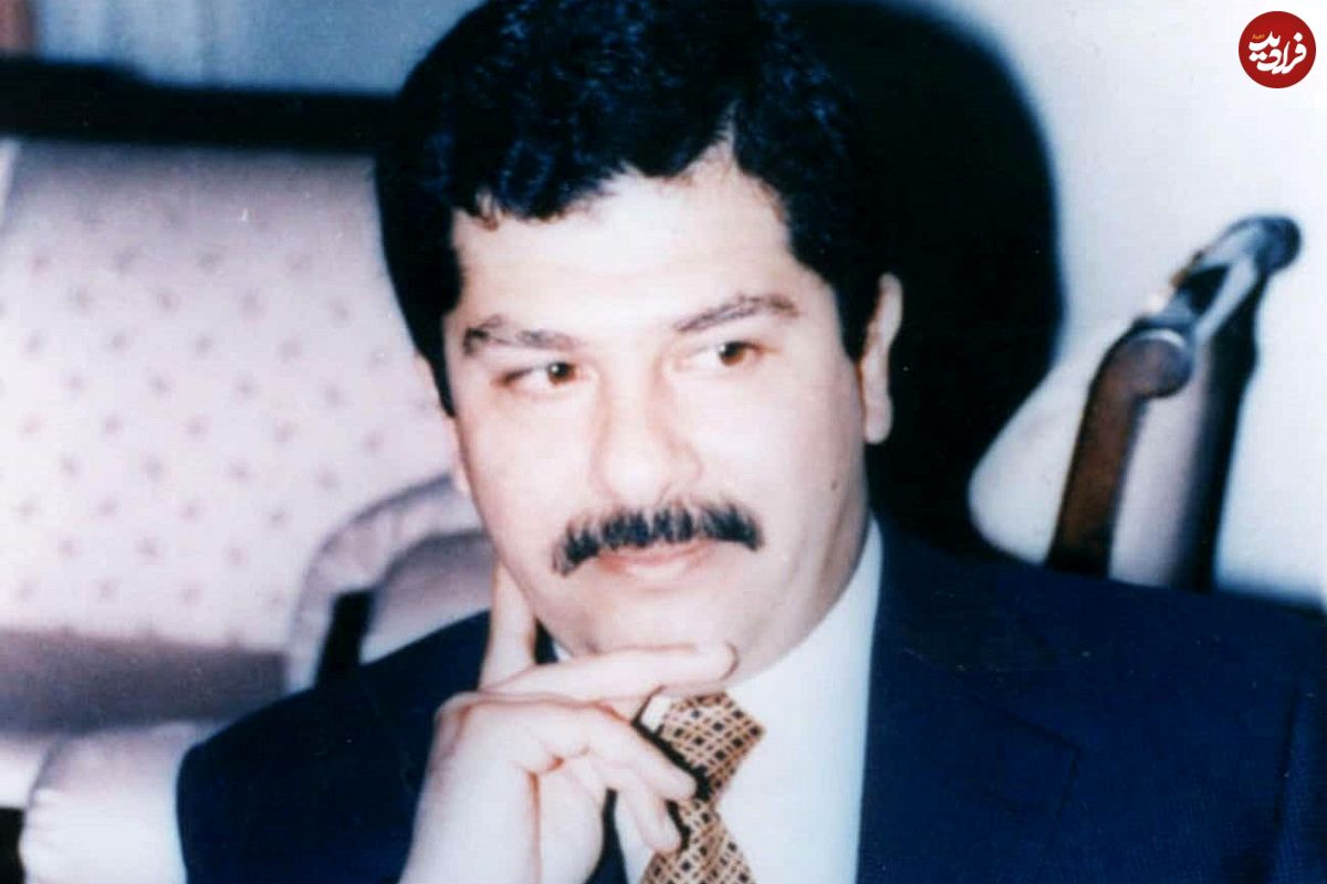 عکس| سفر در زمان؛ «قصی صدام حسین» به همراه پدرش در میان افسران ارشد در بغداد؛ سال 1381