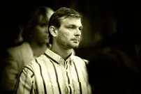 قاتل مخوفی که تکه‌ای از جسد مثله شده و جمجمه قربانیانش را به عنوان یادگاری پیش خودش نگه می‌داشت