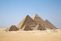 (عکس) هرم بزرگ مصر از ریخت افتاد!
