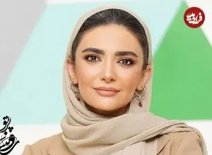 عکس| سفر زمان؛ خوابیدن «لیندا کیانی» روی پای مادرش در حرم امام رضا (ع)؛ سال 95