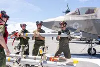 تصاویر| AIM-174B Gunslinger؛ دوربردترین و جدیدترین موشک‌ هوابه‌هوای ایالات متحده