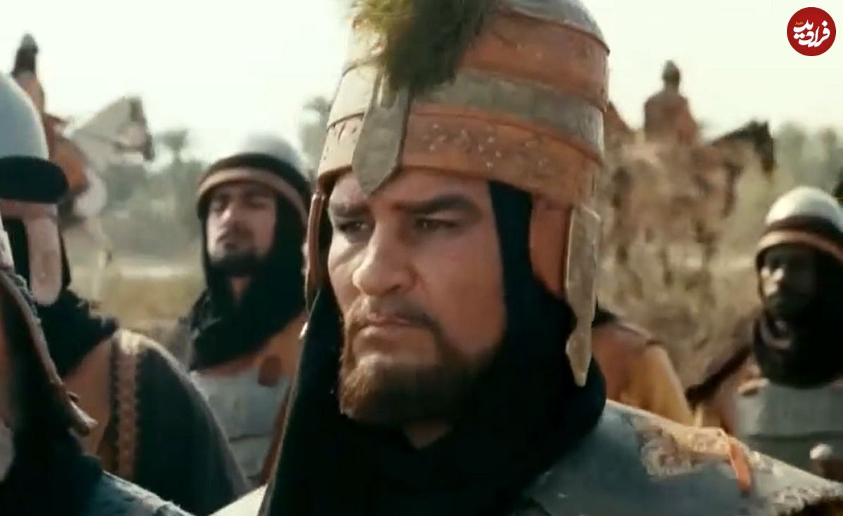 عکس؛ سفر به تاریخ؛ بازیگر نقش «مصعب بن زبیر» (مختارنامه) در بیت رهبری؛ سال 1395