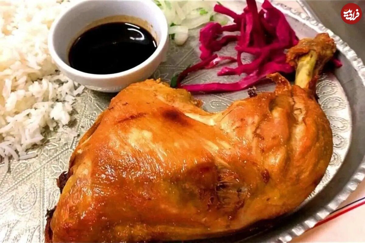 اکبر جوجه اصل؛ بدون حتی یک قطره روغن