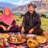 ببینید| غذای روستایی در افغانستان؛ مراحل دیدنی طبخ کله پاچه توسط زوج مسن افغان