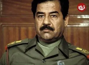 عکس| سفر در زمان؛ «صدام» در حال نماز خواندن در یک مسجد در سامرا؛ سال 1357