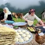 ببینید| غذای روستایی در ایران؛ پخت نان تازه و کوفته با مرغ