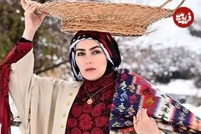 عکس| سفر زمان؛ «روژان نون خ» و «فهیمه پایتخت» در اتاق گریم یک فیلم
