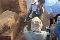 کشف ساختمان آهکی مرتبط با معبد «فرعون آپریس»