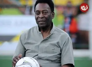 عکس| سفر در زمان؛ «پله، اسطوره فوتبال» در حال درست کردن کیک با کلاه آشپزی؛ سال 1338