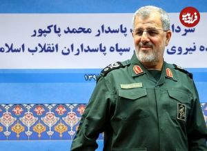 عکس؛ سفر در زمان؛ «فرمانده جدید سپاه در کنار احمد کاظمی و عزیز جعفری»؛ دهه 70