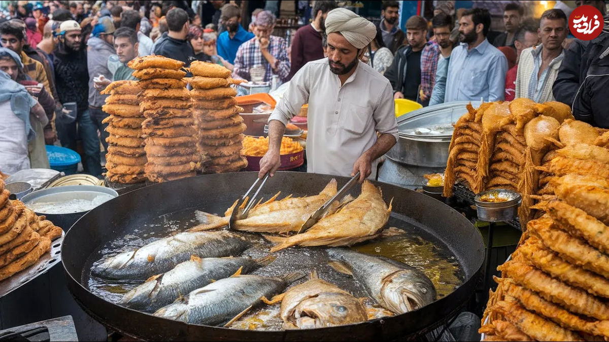 (ویدئو) غذای خیابانی در پاکستان؛ پخت 100 کیلو ماهی سوخاری