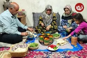 ببینید| غذای روستایی در ایران؛ پخت آبگوشت با بامیه