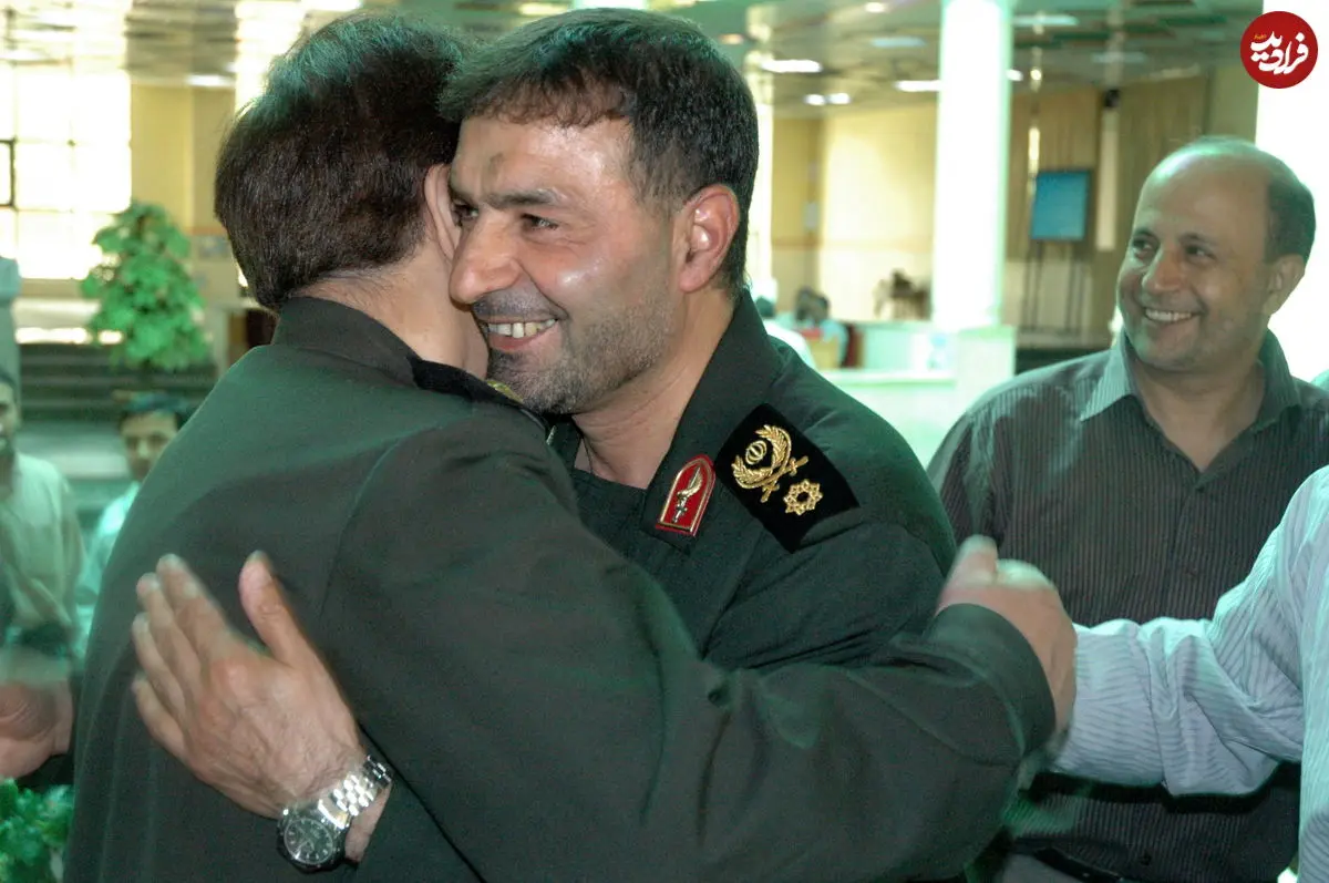 عکس| سفر در زمان؛ «پدر صنعت موشکی ایران» در کنار صیاد شیرازی؛ دهه 60