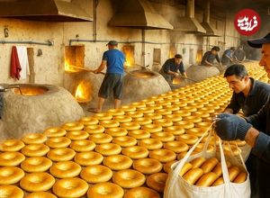 ببینید؛ غذای خیابانی در ازبکستان؛ پخت نان سنتی در تنورهای گِلی در شهر سمرقند