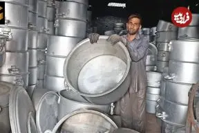 ببینید| نگاهی به مراحل تولید قابلمه های بزرگ از طریق بازیافت ضایعات آلومینیومی در پاکستان