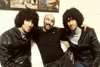 عکس| سفر زمان؛ گریم باورنکردنی «محسن تنابنده» به شکل «پیرزن»؛ سال 93