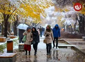 تصاویر؛ لحظات شاد مردم با اولین برف سال ۱۴۰۴