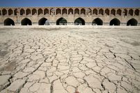 عکس؛ نشانه‌ای از استقرارگاه تجاری و صنعتی در کرانه زاینده‌رود