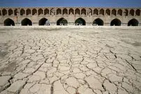عکس؛ نشانه‌ای از استقرارگاه تجاری و صنعتی در کرانه زاینده‌رود