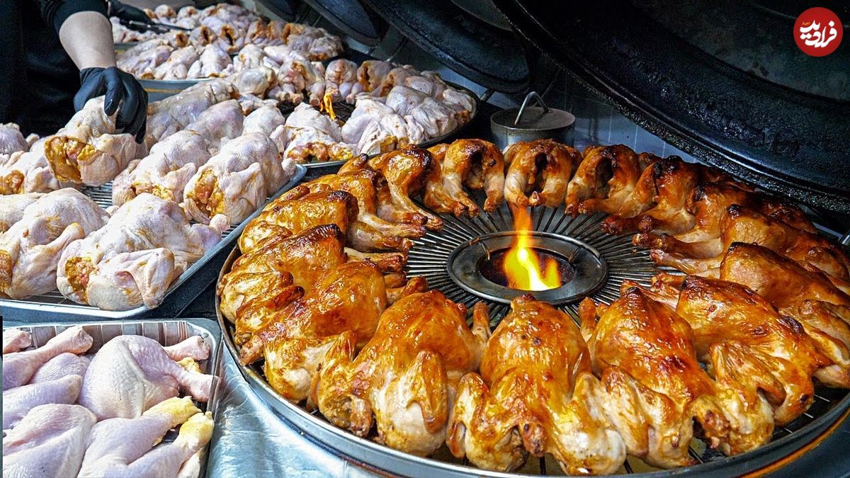 ببینید؛ غذای خیابانی در کره؛ مرغ کبابی در فر گرد در سئول