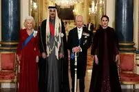 (ویدئو) خوش‌آمدگویی پادشاه بریتانیا به هنگام استقبال از امیر قطر به زبان عربی