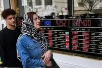 جدول؛ قیمت طلا، سکه، دلار و یورو امروز شنبه ۱ آذر ۱۴۰۴؛ سقوط طلا و سکه در بازار