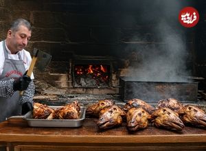 ببینید؛ غذای خیابانی در ترکیه؛ پخت کله پاچه بره در استانبول