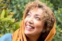 عکس| سفر زمان؛ تیپ و چهرۀ «نگار عابدی» روی صحنه تئاتر؛ 10 سال قبل