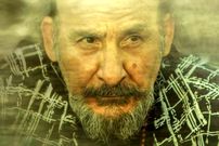 ببینید؛ آقای بازیگر:‌خیلی ها فکر می‌کنن من همیشه نشئه‌ام! طرف میاد میگه بریم سر بساط همه چی آماده اس!