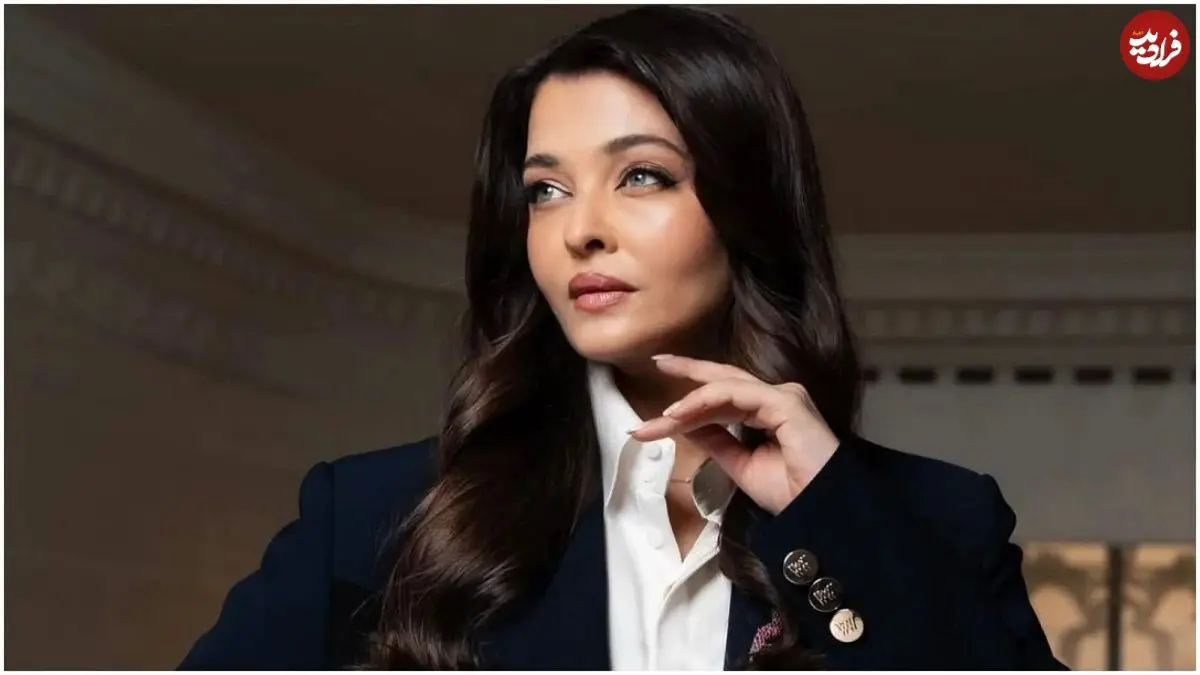 عکس| سفر در زمان؛ «آیشواریا رای 34 ساله» در کنار خانواده باچان در یک معبد؛ سال 1385