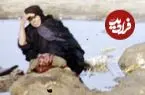 عکس| سفر زمان؛ زن‌های روستایی با الاغ در کنار جوی آب؛ سال 1346
