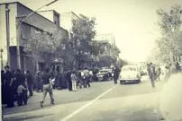 عکس؛ سفر در زمان؛ ناصر سنگ‌تراش و کشیده اش به پسر خاله محمد رضا پهلوی؛ لاتی که سر به راه شد