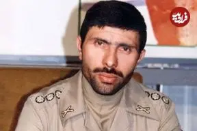 عکس| سفر در زمان؛ «صیاد شیرازی» در حال سخنرانی برای فرماندهان ارتش؛ دهه 60