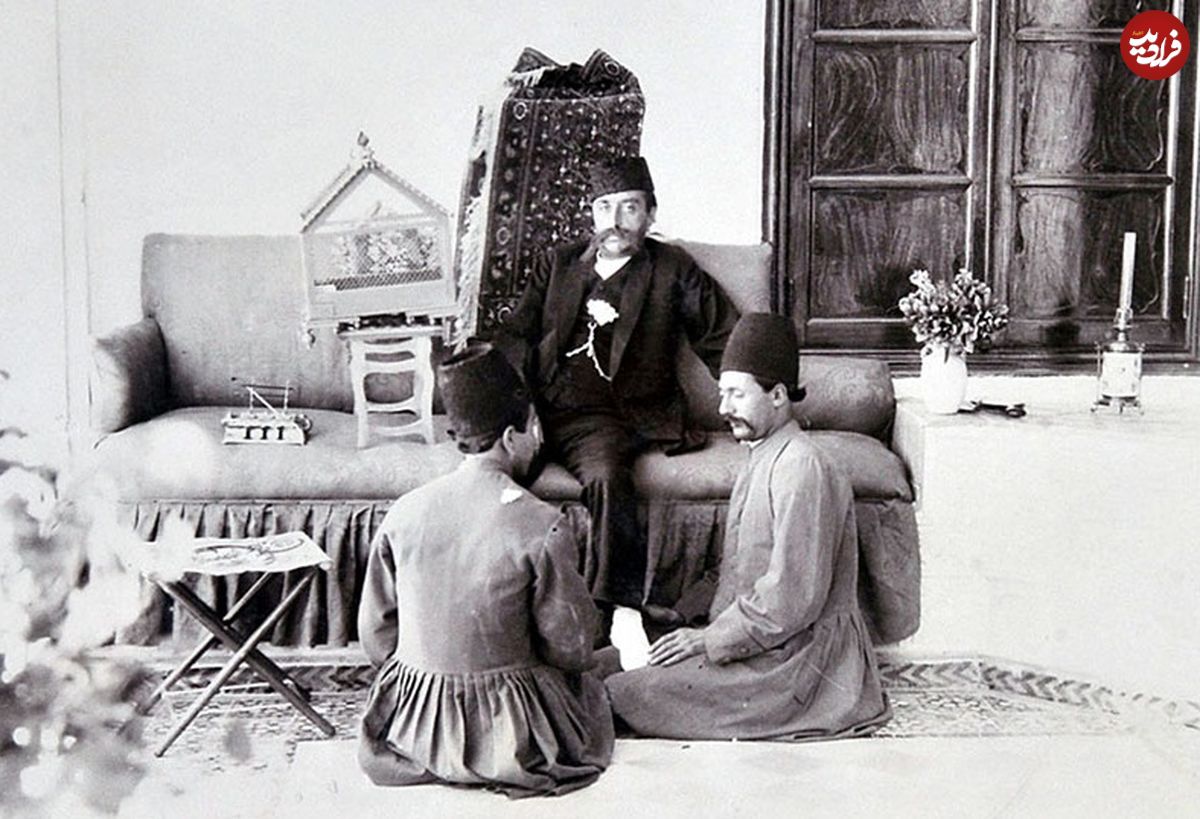 عکس؛ سفر به تاریخ؛ قایقسواری درباریان «مظفرالدین شاه» در «حوض»؛ سال 1276