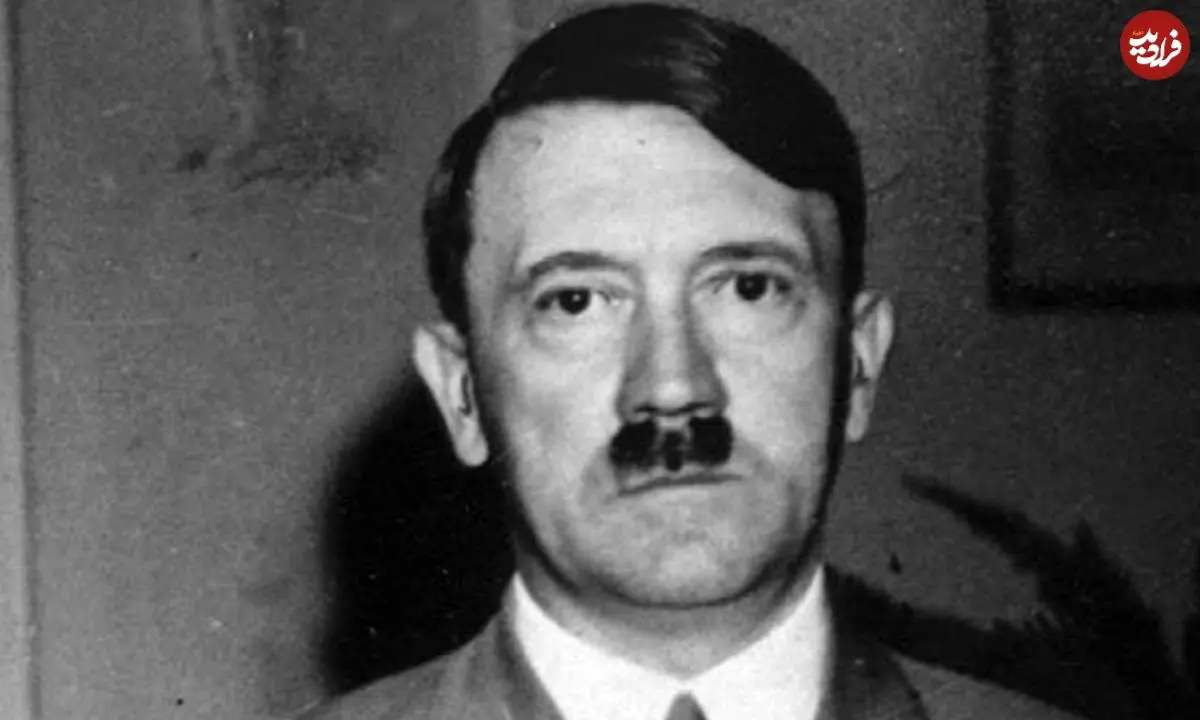 عکس| سفر در زمان؛ «هیتلر» به همراه اعضای حزب نازی در یک گردهمایی؛ سال 1313