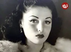 عکس| سفر در زمان؛ «محمدرضا پهلوی» در حال گفتگو با همسر اول و مصری اش در سعدآباد؛ سال 1321