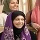 عکس| سفر زمان؛ تیپ و چهرۀ «خاله نسرین» (سریال خانه به دوش) در پاریس؛ سال 93
