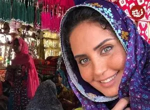 عکس| سفر زمان؛ تیپ و چهرۀ «الناز شاکردوست» در «آواز عاشقانه دختر دیوانه»
