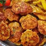 اگر سینه مرغ، تخم مرغ، زرشک و زعفران دارید کوکوی مرغ درست کنید