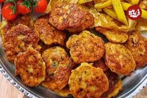 اگر سینه مرغ، تخم مرغ، زرشک و زعفران دارید کوکوی مرغ درست کنید