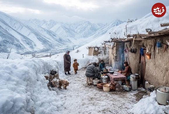 ببینید؛ غذای روستایی در افغانستان؛ پخت یک غذای محلی با مرغ و سیب زمینی در غار