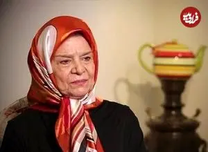 عکس| سفر در زمان؛ «زهره صفوی» در دوران پیری و در کنار دخترش؛ دهه 80