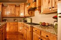 ساخت و نصب کابینت آشپزخانه چگونه انجام می‌شود؟ 