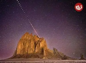 عکس روز ناسا از حرکت ماه سرخ در آسمان