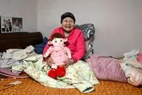 عکس| بحران تنهایی سالمندان در کره جنوبی؛ عروسک‌های هوش مصنوعی جای خالی فرزندان را پر می‌کنند