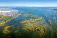 کشف یک دریاچه آب شیرین زیرزمینی ۸۰۰۰۰۰ ساله در یونان