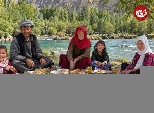 ببینید| غذای روستایی در افغانستان؛ پخت کابلی پلو در کنار رودخانه