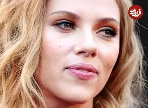 عکس| سفر در زمان؛ «اسکارلت جوهانسون 19 ساله» در مهمانی مجله پریمیر؛ سال 1381