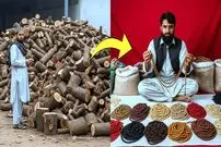 ببینید| فرآیند دیدنی تولید تسبیح چوبی در کارگاهی در پاکستان